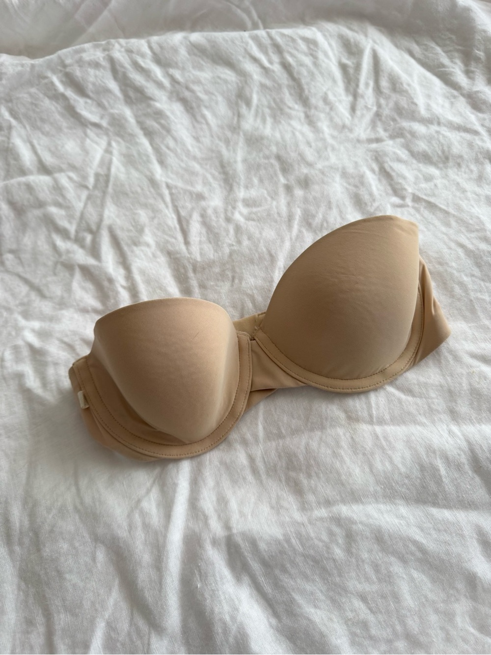 Harper Wilde Strapless Nude T-Shirt Bra - Smooth Support, Underwire, size 32B